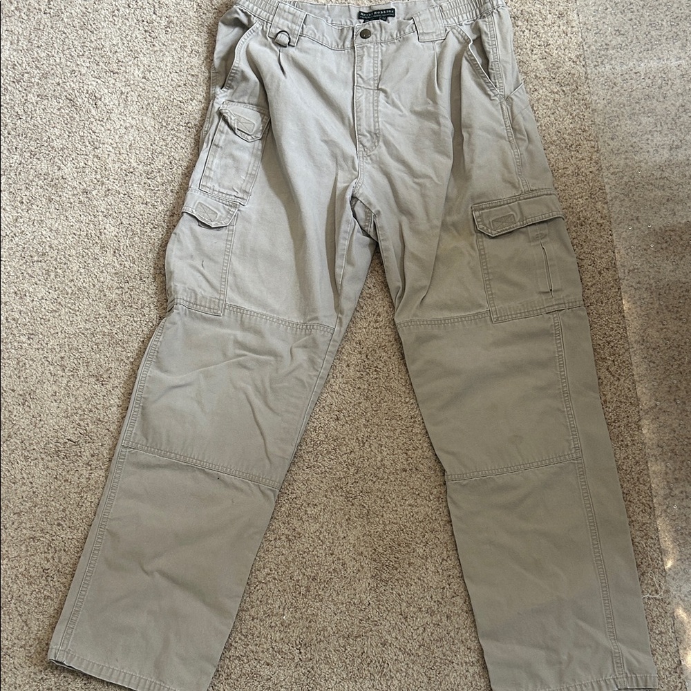 Royal Robbins Men's Khaki Cargo Pants
